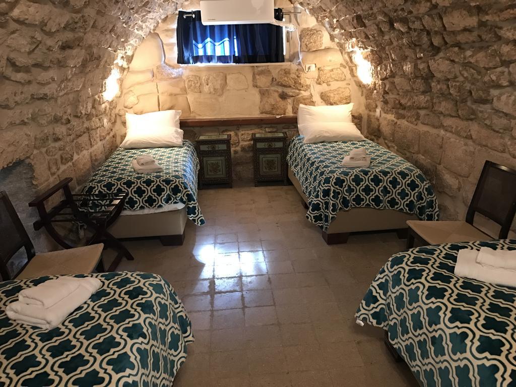 Mensa Christi Guesthouse Назарет Екстер'єр фото
